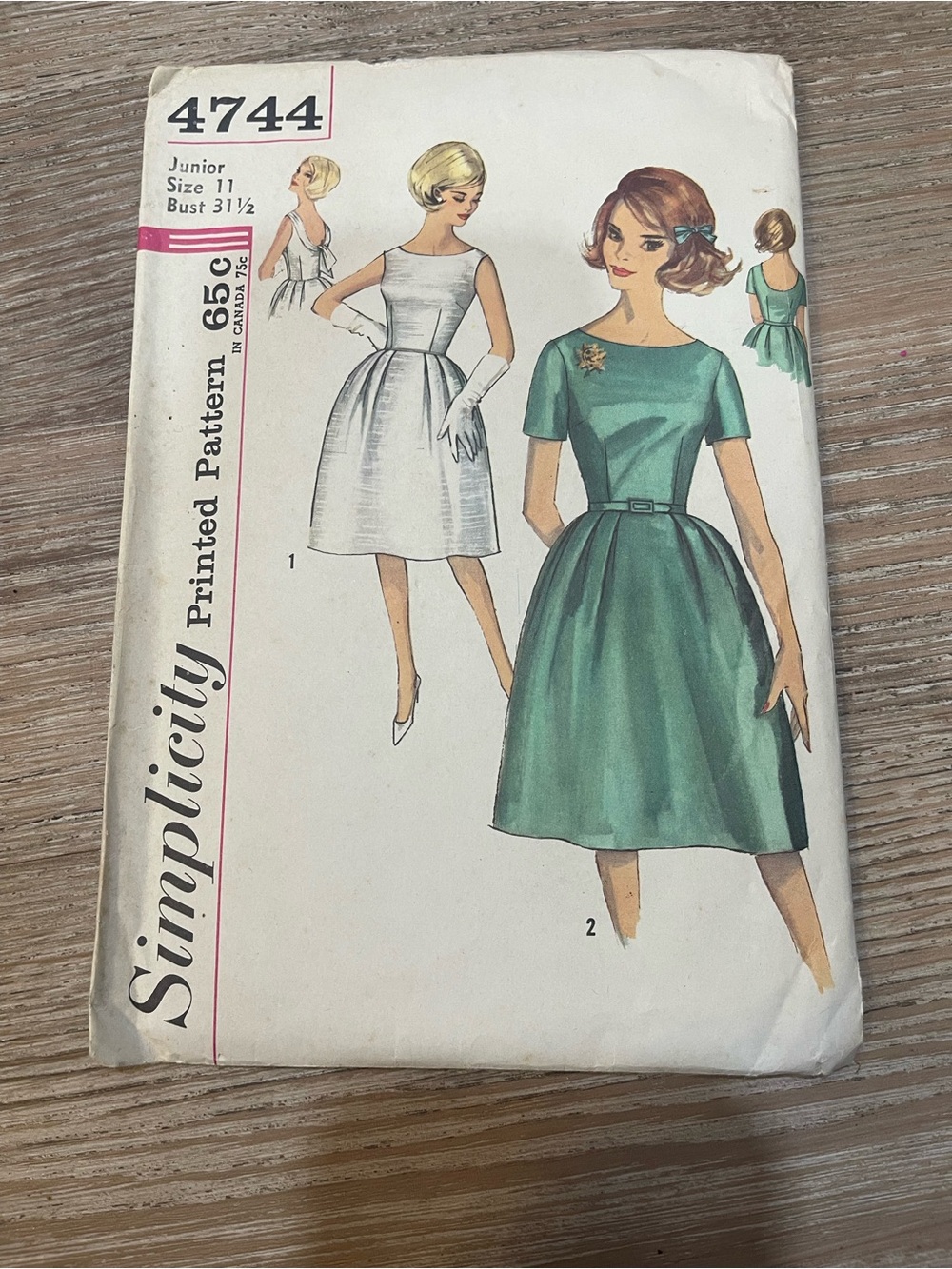 Vintage 1960s Dress Pattern - Simplicity 4744